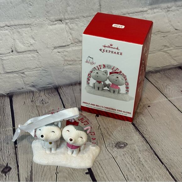 Hallmark Keepsake Jingle and Bell’s Christmas Sing-A-Long Ornament - Picture 2 of 2